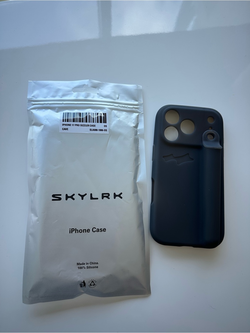 BRAND NEW SKYLRK Justin Bieber iPhone 17 Pro Case
